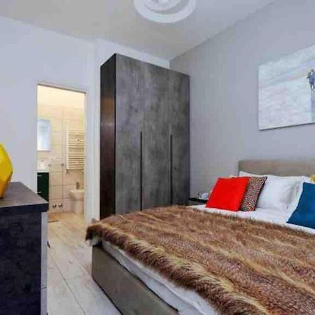 Vaticano Terrace: Brand New 2 Bedrooms 2 Bathrooms Rom Eksteriør billede